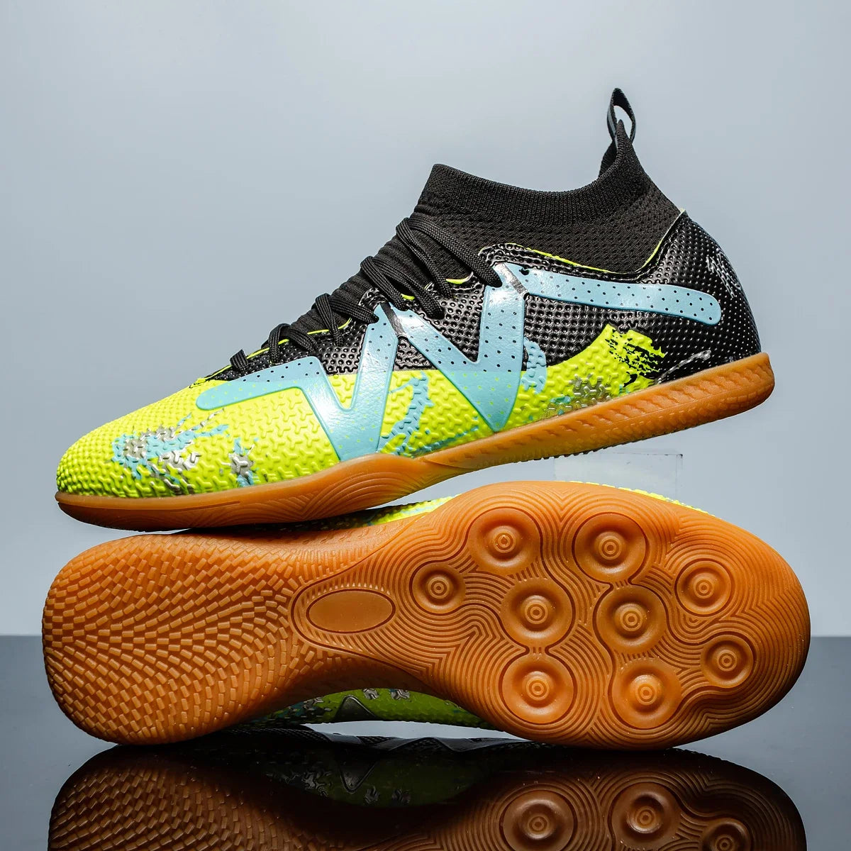 Men's Soccer Shoes Professional Match TF Football Boots Unisex Ultralight Match Hot Sale Women's Sneakers High-Quality Breathable