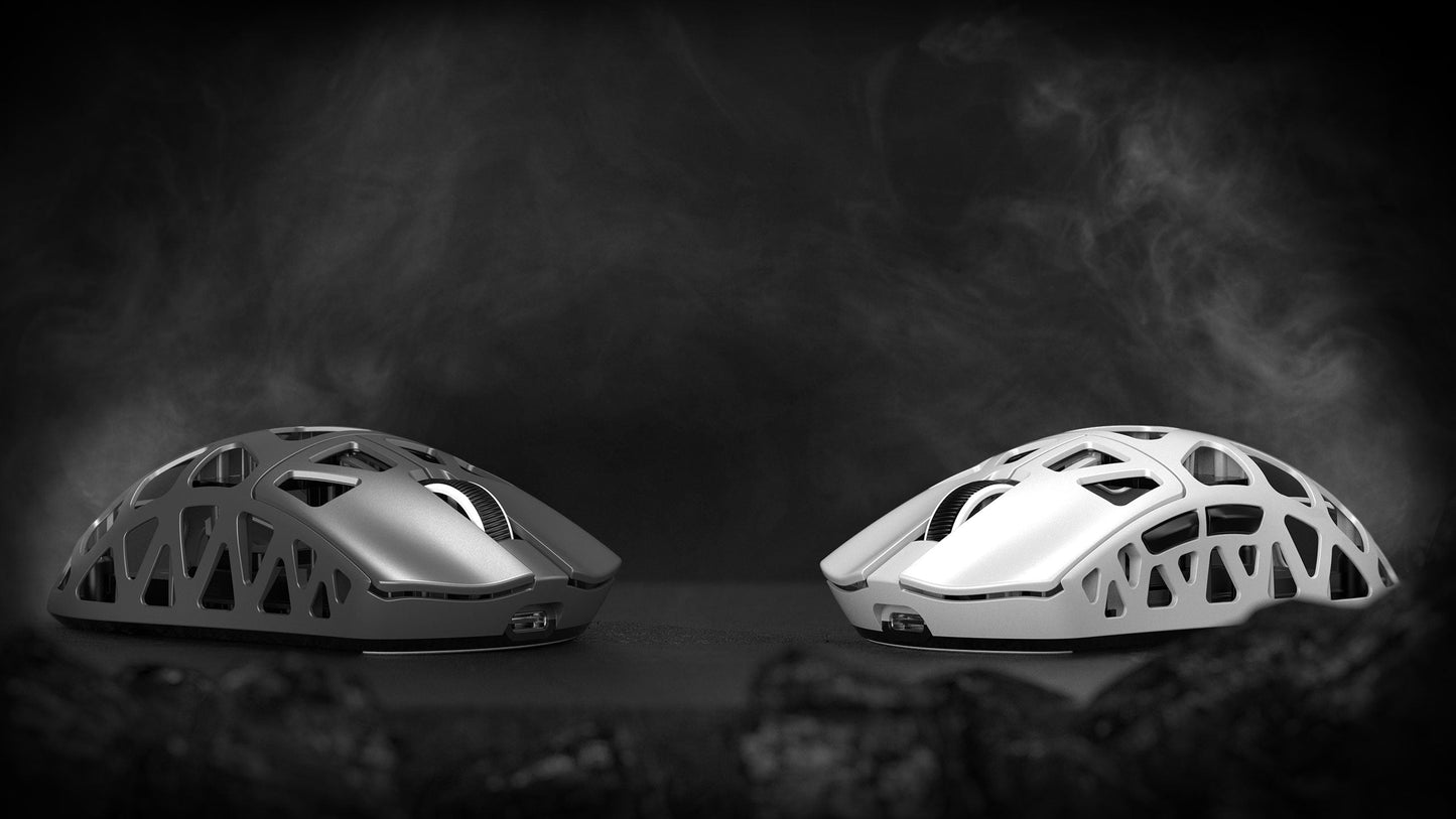 Mouse gaming ATTACK SHARK R3 in lega di magnesio 8K SUPERLIGHT 8000Hz 6 DPI regolabili fino a 26000 PAW3395 BT/2.4G wireless/cablato