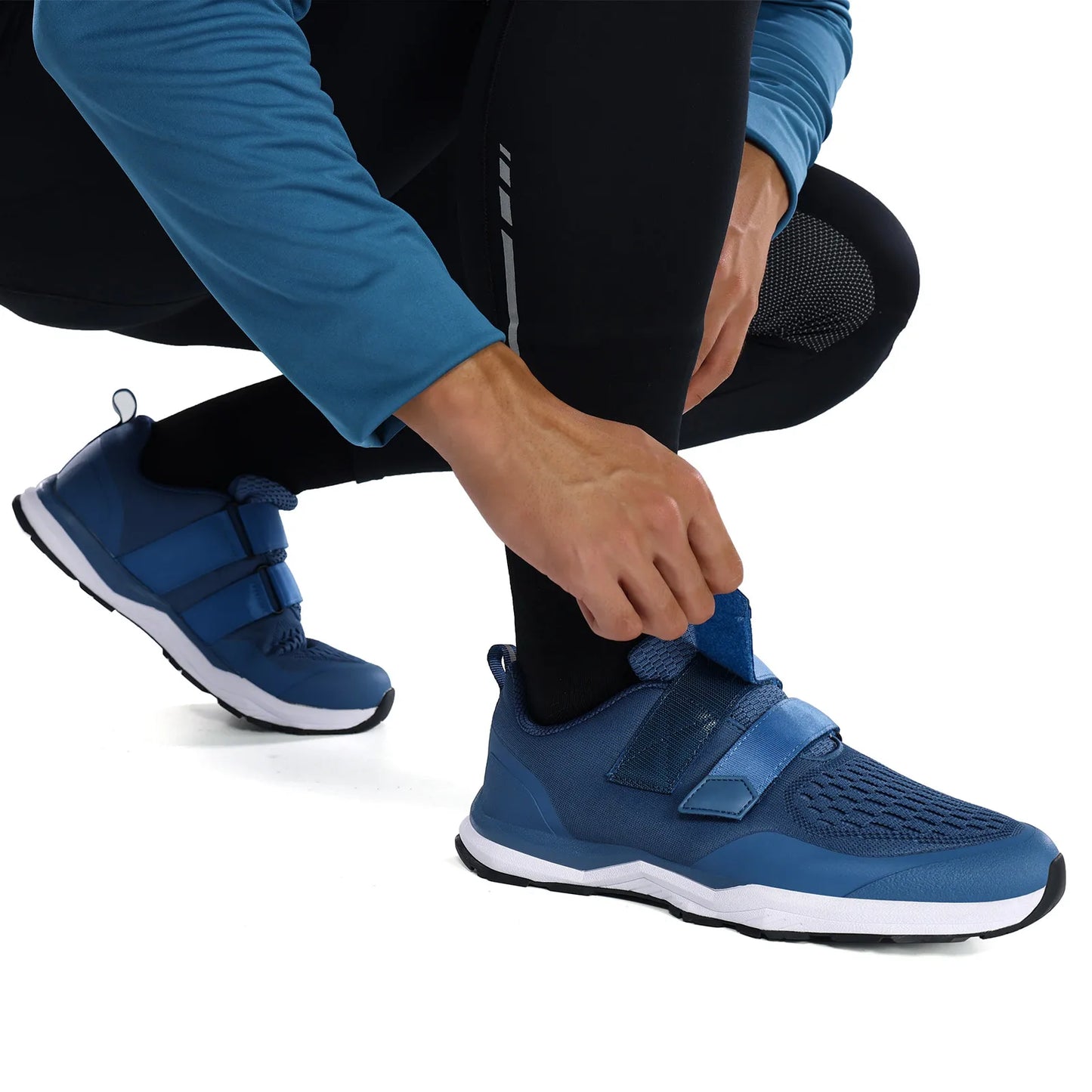Santic Cycling Shoes Multi-purpose Running SPD Indoor Leisure Shoes Rubber Sole Hook and Loop Design 3D Mesh Fabric Sneakers Unisex