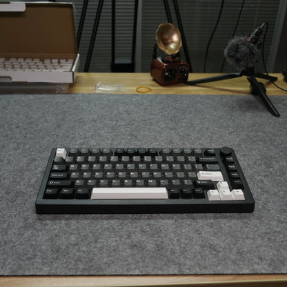 Tastiera meccanica gaming personalizzata Akko 5075 V3 75% ANSI-US con manopola del volume, hot-swappable, RGB, USB Type-C/2.4g e BT5.0 tri-mode