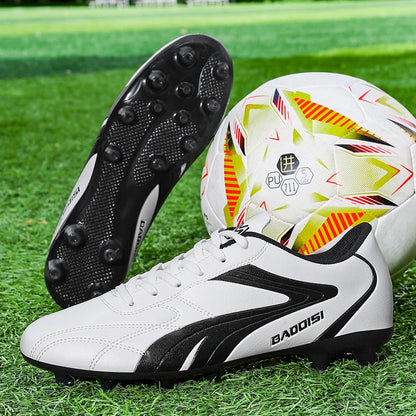 New Professional Men Soccer Shoes Adult Football Sneakers Indoor Futsal Ultralight Non-Slip Sport Wear-Resistant Football Boots.
