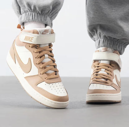 Nike (Nike) Neue leichte, bequeme und vielseitige Damen-Basketballschuhe Court Borough Mid 2 Mid-Top Cd7782-125