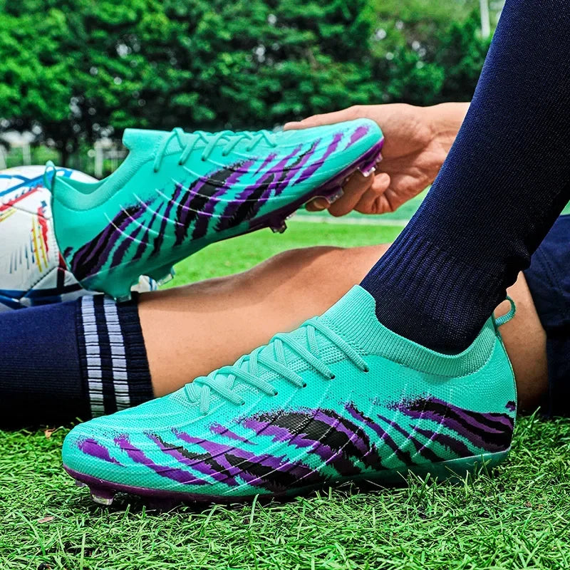 New Men’s Match Unisex Soccer Shoes Outdoor Adult Cleats Ultralight Football Boots Sport Non-Slip Comfortable Grass High-Quality