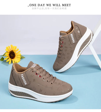 Scarpe casual da donna outdoor con suola spessa, platform alla moda, taglia grande 42, fondo piatto, scarpe sportive per camminata e corsa