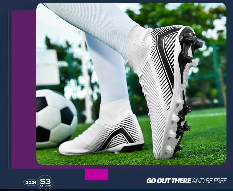 New Men's Professional Soccer Shoes Non-slip Football Boots Unisex Breathable Futsal Sports New Cleats Drop Shipping Ultralight