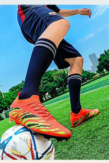 New Men's Football Boots Sport Ultralight Non-Slip Outdoor Adult Cleats Match Unisex Soccer Shoes Comfortable Grass High-Quality