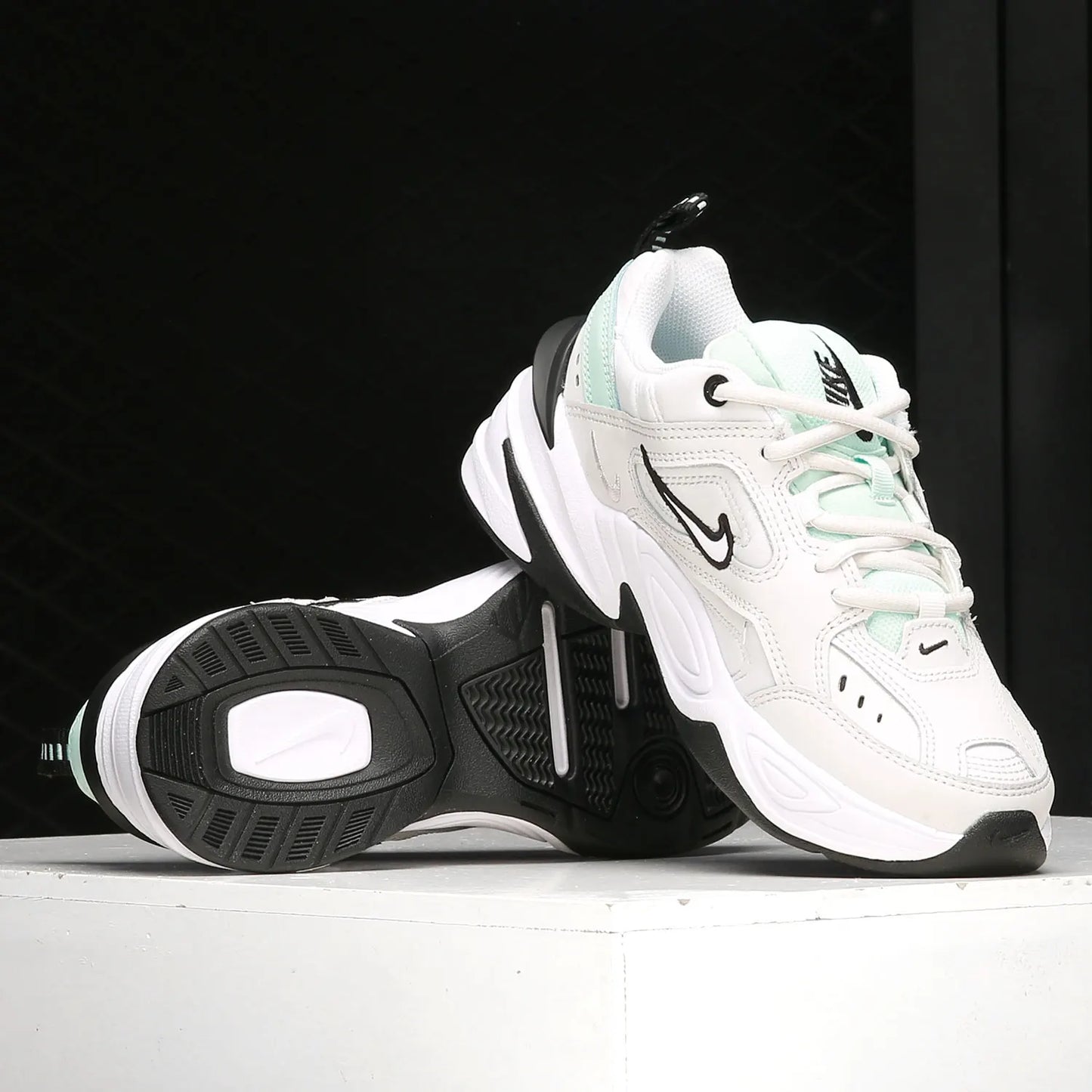 Nike Genuine M2K TEKNO Retro-Chunky-Sneaker für Damen AO3108-013