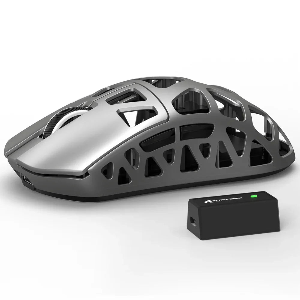 Mouse gaming ATTACK SHARK R3 in lega di magnesio 8K SUPERLIGHT 8000Hz 6 DPI regolabili fino a 26000 PAW3395 BT/2.4G wireless/cablato