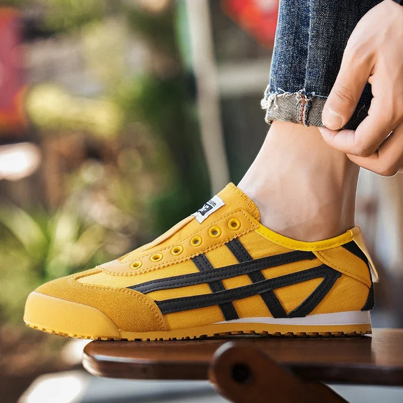 Men's Classic Running Shoes Lace-Up Flat Bottom Sports Shoes Soft Sole Walking Gym Breathable Couple Casual Canvas Tennis Shoes
