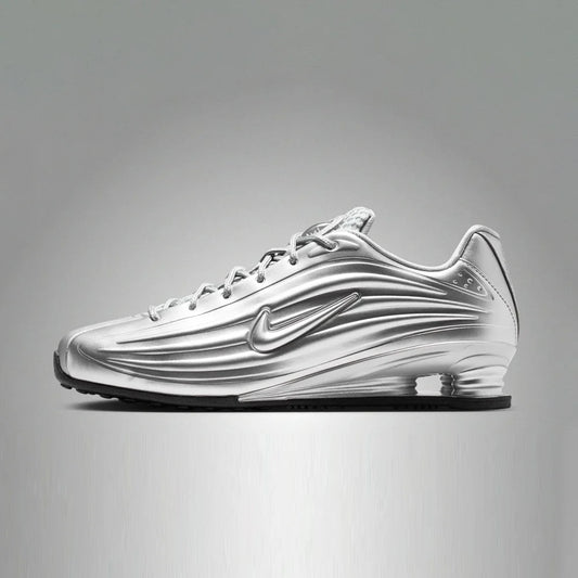 NIKE Women's SHOX Z Sports and Leisure Shoes IO7843-002