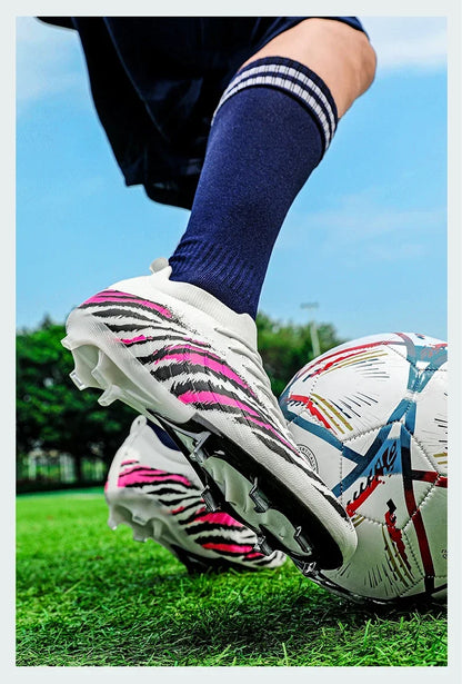New Men’s Match Unisex Soccer Shoes Outdoor Adult Cleats Ultralight Football Boots Sport Non-Slip Comfortable Grass High-Quality