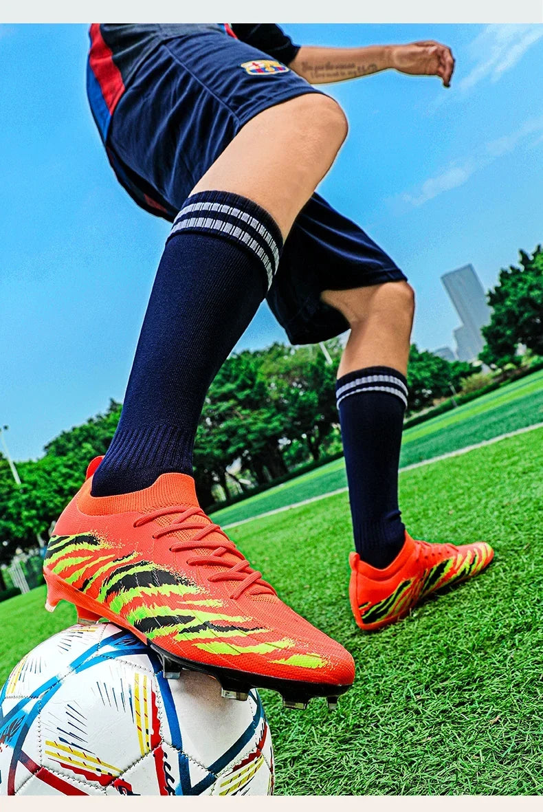 New Men’s Match Unisex Soccer Shoes Outdoor Adult Cleats Ultralight Football Boots Sport Non-Slip Comfortable Grass High-Quality