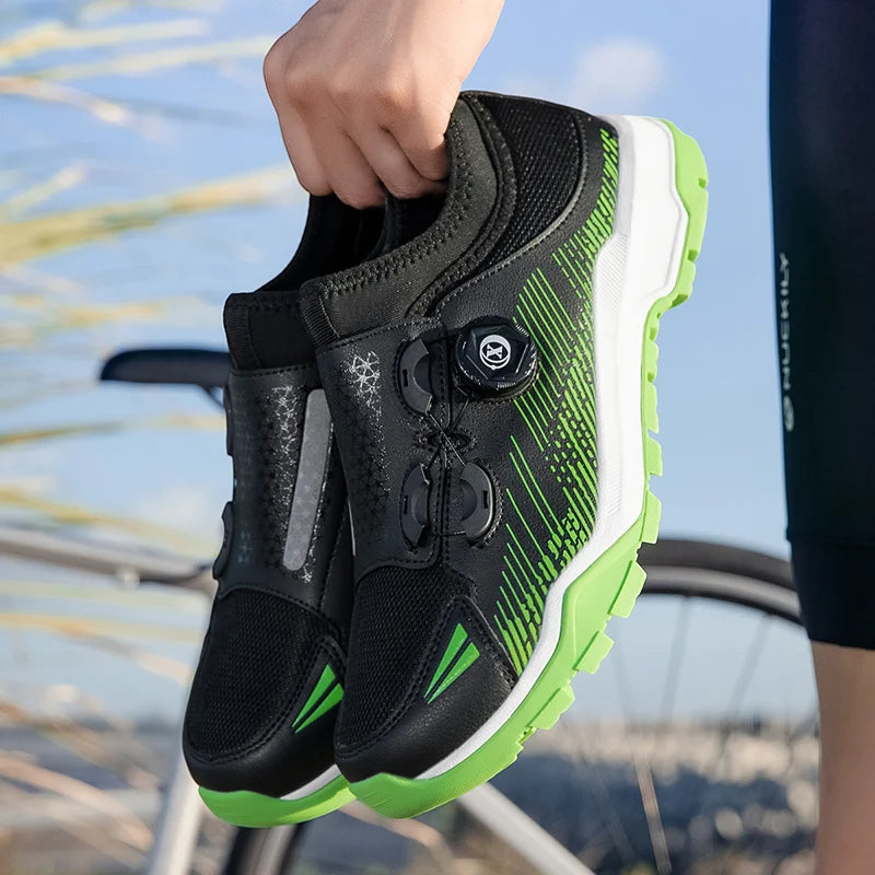 Outdoor Mountain Bike Riding Shoes With Anti Slip Soles Suitable For Riding Sports Shoes That Are Lightweight Sizes For 39-46