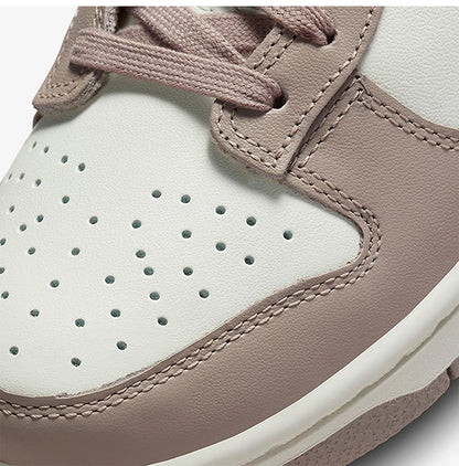 Sneakers basse rétro da donna Nike Genuine Dunk Low DD1503-125