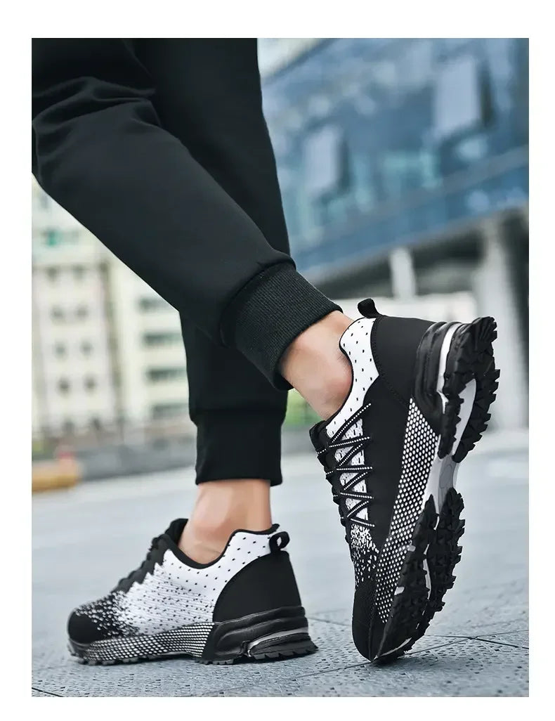 2025 Thick-Soled Sports Shoes Youth Mesh Breathable Running Shoes Trendy Spring Summer Korean Large Black and White Shoes Walk