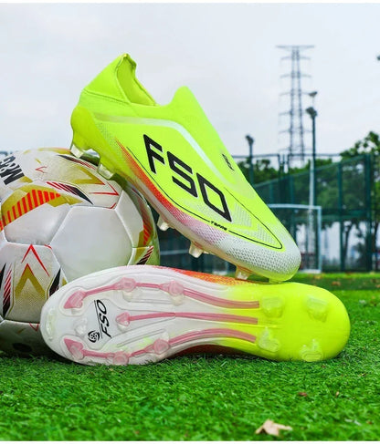 New Men's Soccer Shoes Hot-Selling Grass Cleats High-Quality Match Outdoor Football Boots Non-Slip Boys High-Top Lightweight Sneakers