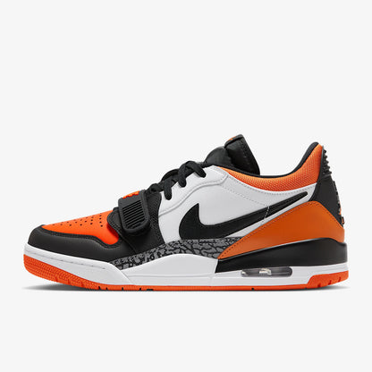 Nike Original Jordan Herren-Basketballschuhe mit Air-Dämpfung CD7069-118