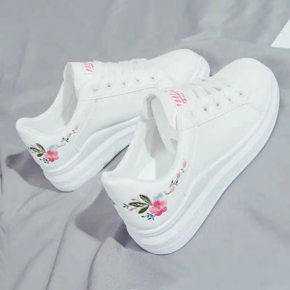 Shoes 2025 Women Running Spring Autumn Fashion White Breathable Embroidered Flower Lace-Up Casual Sneakers Women's Shoes
