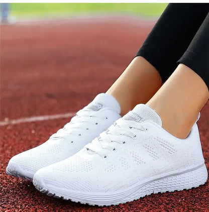 New Arrival Women Flats Footwear Lace-Up Flats Casual Sneakers Women's Soft Zapatos Mujer Plus Size