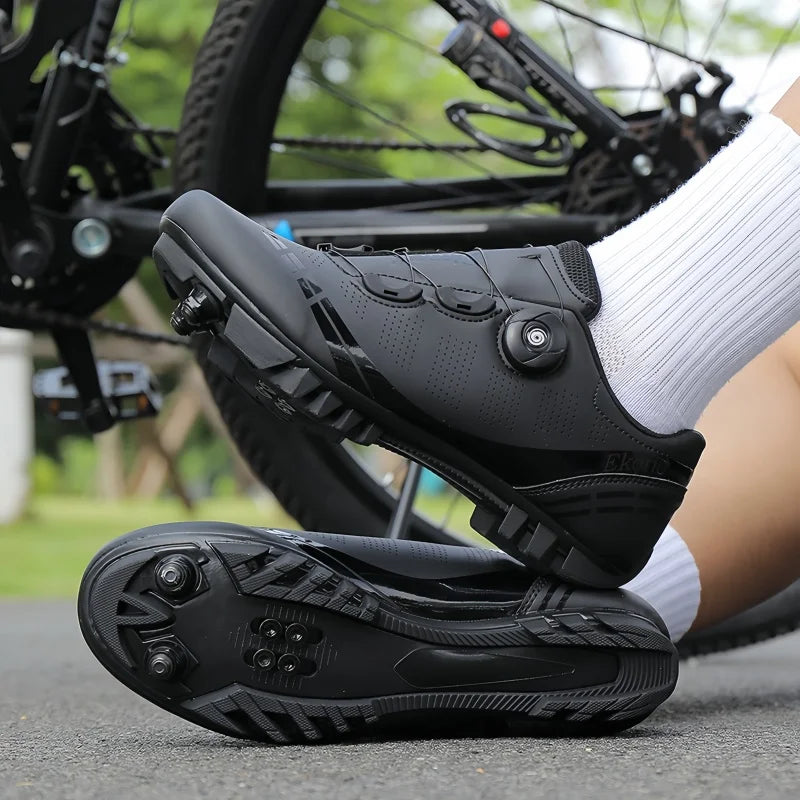 Herren-Mountainbike-Schuhe MTB, atmungsaktiv, rutschfest, hohe Härte, geeignet für Outdoor-Straßenrennen und Mountain-Offroad-Fahrten 37-46