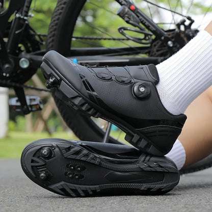 Herren-Mountainbike-Schuhe MTB, atmungsaktiv, rutschfest, hohe Härte, geeignet für Outdoor-Straßenrennen und Mountain-Offroad-Fahrten 37-46