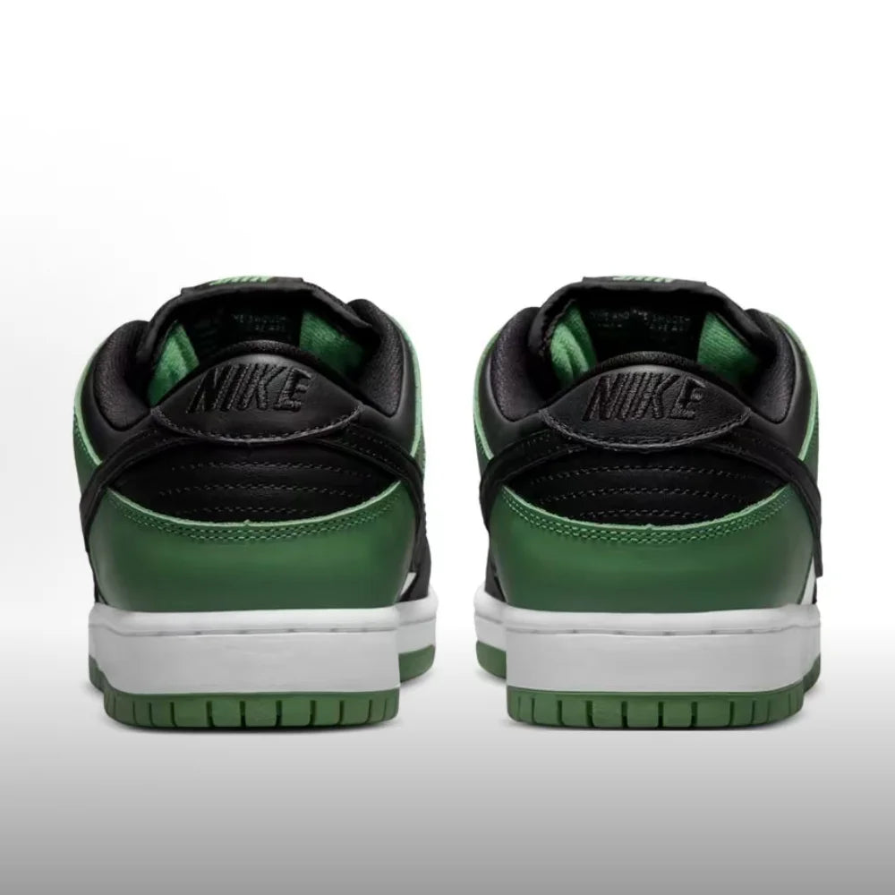 Nike Dunk SB Fashion-forward, versatile everyday low-top sneakers—durable and comfortable for casual wear BQ6817-302