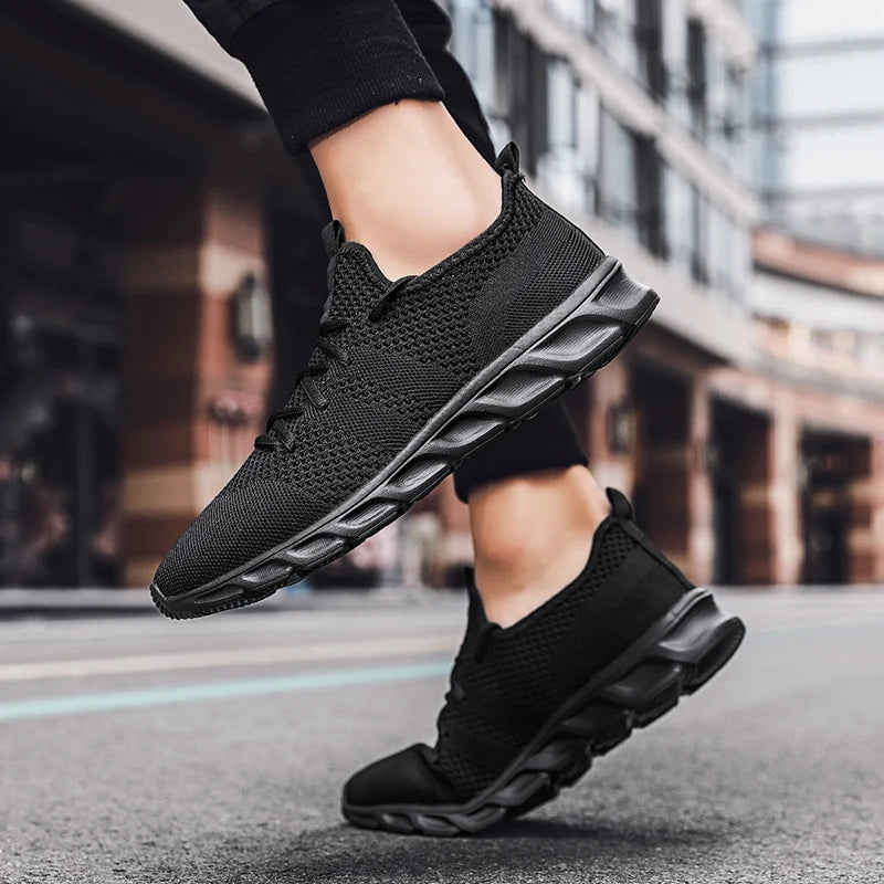 Men's Running Shoes Soft Soles Wear-Resistant Breathable Sports Shoes Mesh Outdoor Fashion Big Size Tennis Shoes for Men