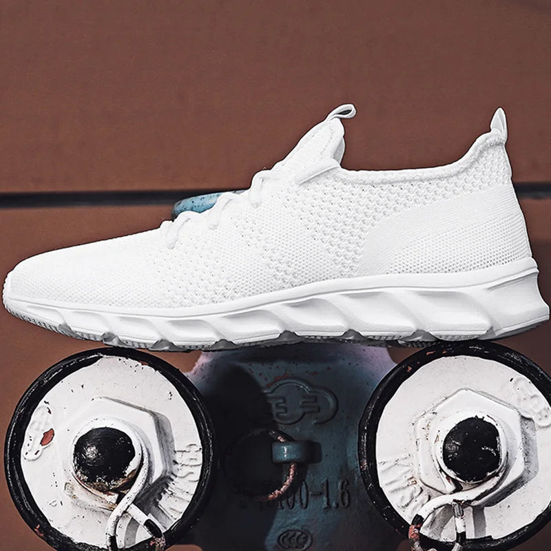 Men's Running Shoes Soft Soles Wear-Resistant Breathable Sports Shoes Mesh Outdoor Fashion Big Size Tennis Shoes for Men