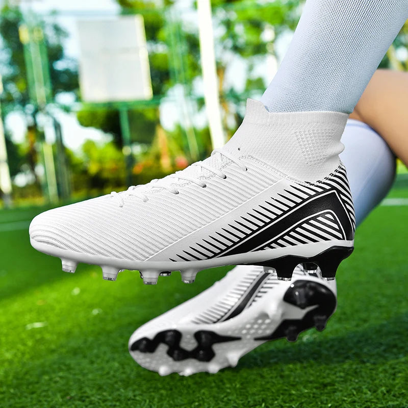 New Men's Professional Soccer Shoes Non-slip Football Boots Unisex Breathable Futsal Sports New Cleats Drop Shipping Ultralight