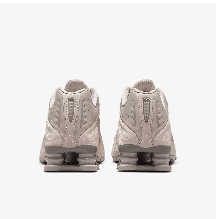 Nike Shox R4 genuínos — Ténis de corrida almofadados de cano baixo para mulher HV0934-001