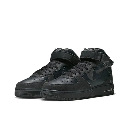 Nike Air Force 1 Mid Unisex-Sneaker – Knöchelstütze, klassisch gepolsterter Komfort & strapazierfähig für ganztägiges Tragen DQ7666-001