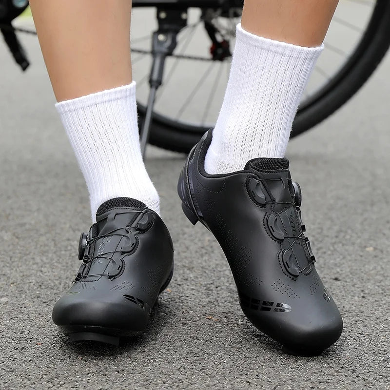 Herren-Mountainbike-Schuhe MTB, atmungsaktiv, rutschfest, hohe Härte, geeignet für Outdoor-Straßenrennen und Mountain-Offroad-Fahrten 37-46