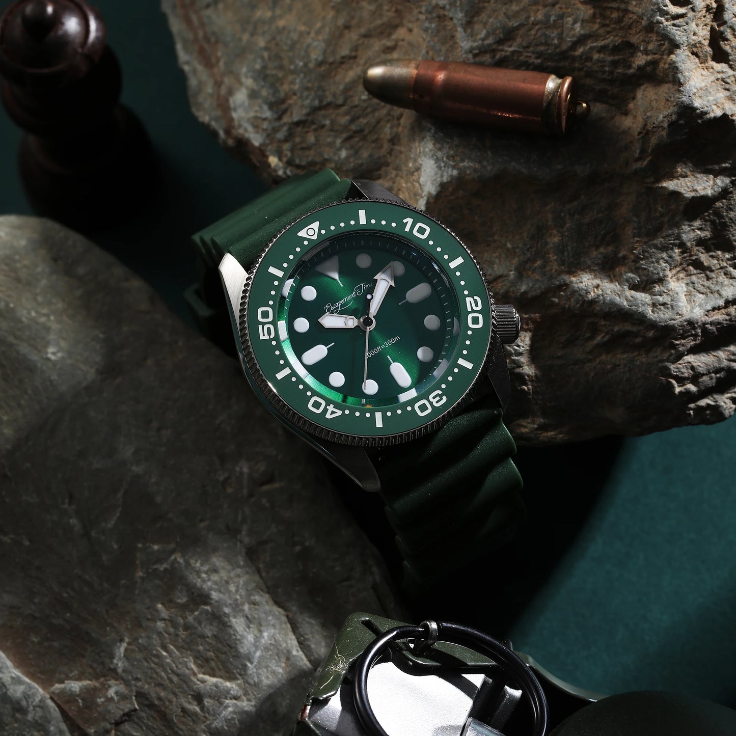 【Escapement Time】Quartz 2S60 Movement Diver Water Sapphire Ceramic Bezel BGW9 300M Waterproof The battery lasts for ten years
