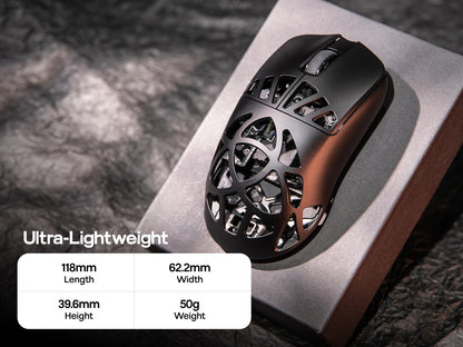 Ratón gaming inalámbrico EPOMAKER Carbon X con cable/2.4G/BT, DPI ajustable de 400 a 30,000, sensor PAW3950 para PC/Mac/Linux