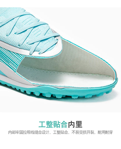 2026 New Men Soccer Cleats Breathable Lightweight Football Boots Anti-Slip Training Shoes Outdoor Sport Sneakers