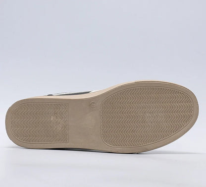 Men’s Casual Shoes New Fashion Lightweight Casual Outdoor Walking Sneakers Anti-Slip Flat Men’s Shoes