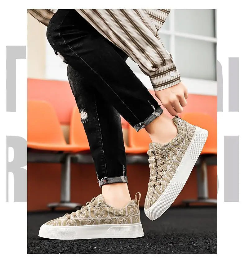 Designer black sneakers for men, running and walking shoes, frenulum-free canvas summer shoes, 2024 trend, men's luxury sneakers