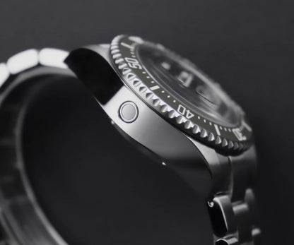 Cronos Automatic Diving Watch Stainless Steel 2000 Meters Water Resistance Professional Diver NH35 L6009M