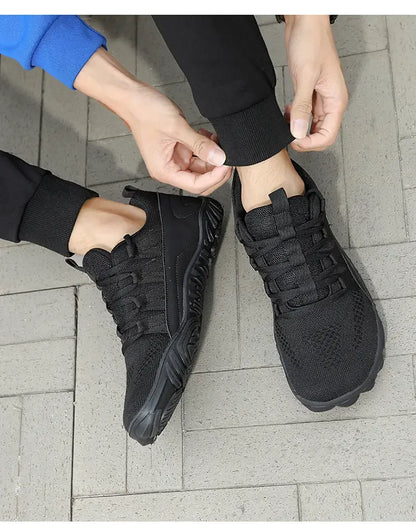 Scarpe da uomo semplici e leggere da trekking sportivo 2025, barefoot a punta larga, multifunzionali casual in mesh traspirante per camminare