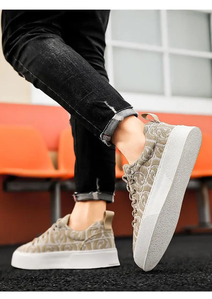 Designer black sneakers for men, running and walking shoes, frenulum-free canvas summer shoes, 2024 trend, men's luxury sneakers
