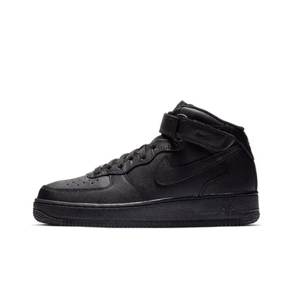 Nike Air Force 1 Mid Unisex-Sneaker – Knöchelstütze, klassisch gepolsterter Komfort & strapazierfähig für ganztägiges Tragen DQ7666-001