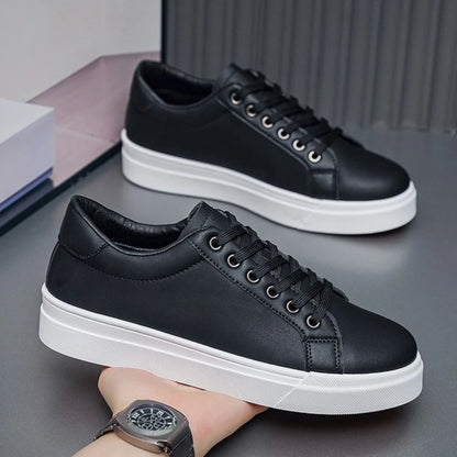 New Hot Selling Fashionable Men's Board Shoes Trendy White Shoes Student Sports Leisure Shoes Versatile Men's Shoes
