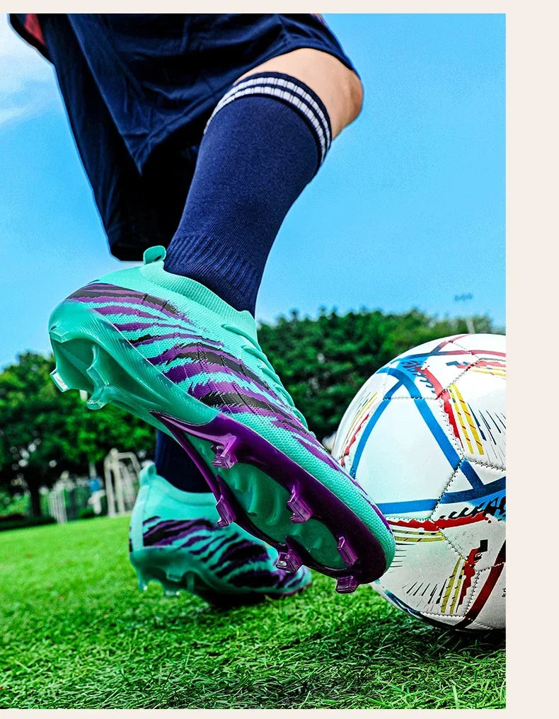 New Men’s Match Unisex Soccer Shoes Outdoor Adult Cleats Ultralight Football Boots Sport Non-Slip Comfortable Grass High-Quality
