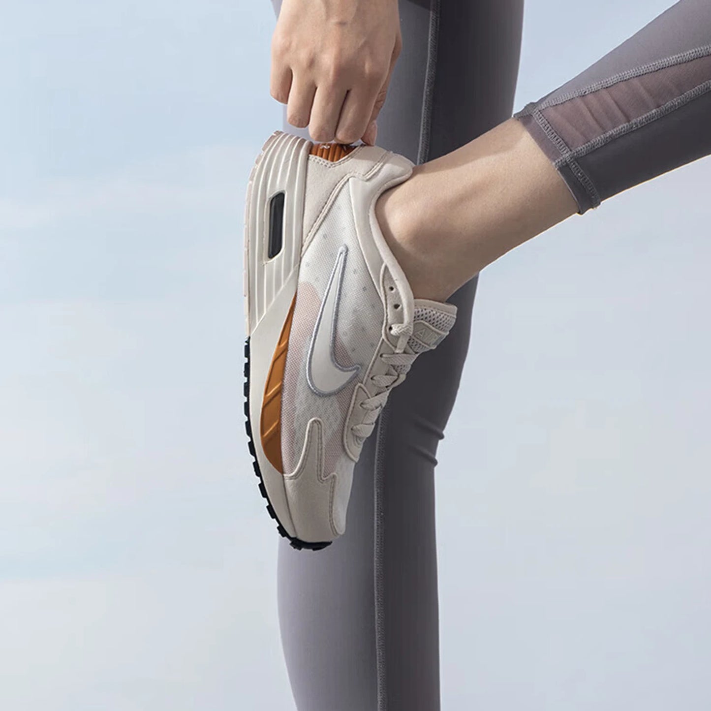 Zapatillas de running ligeras Nike Air Max Solo auténticas para mujer FN0784-105