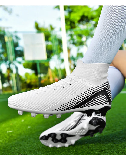 New Men's Professional Soccer Shoes Non-slip Football Boots Unisex Breathable Futsal Sports New Cleats Drop Shipping Ultralight