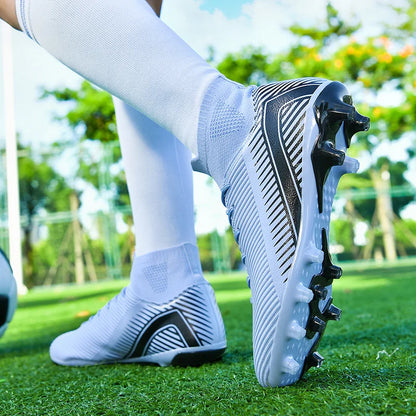 New Men's Professional Soccer Shoes Non-slip Football Boots Unisex Breathable Futsal Sports New Cleats Drop Shipping Ultralight