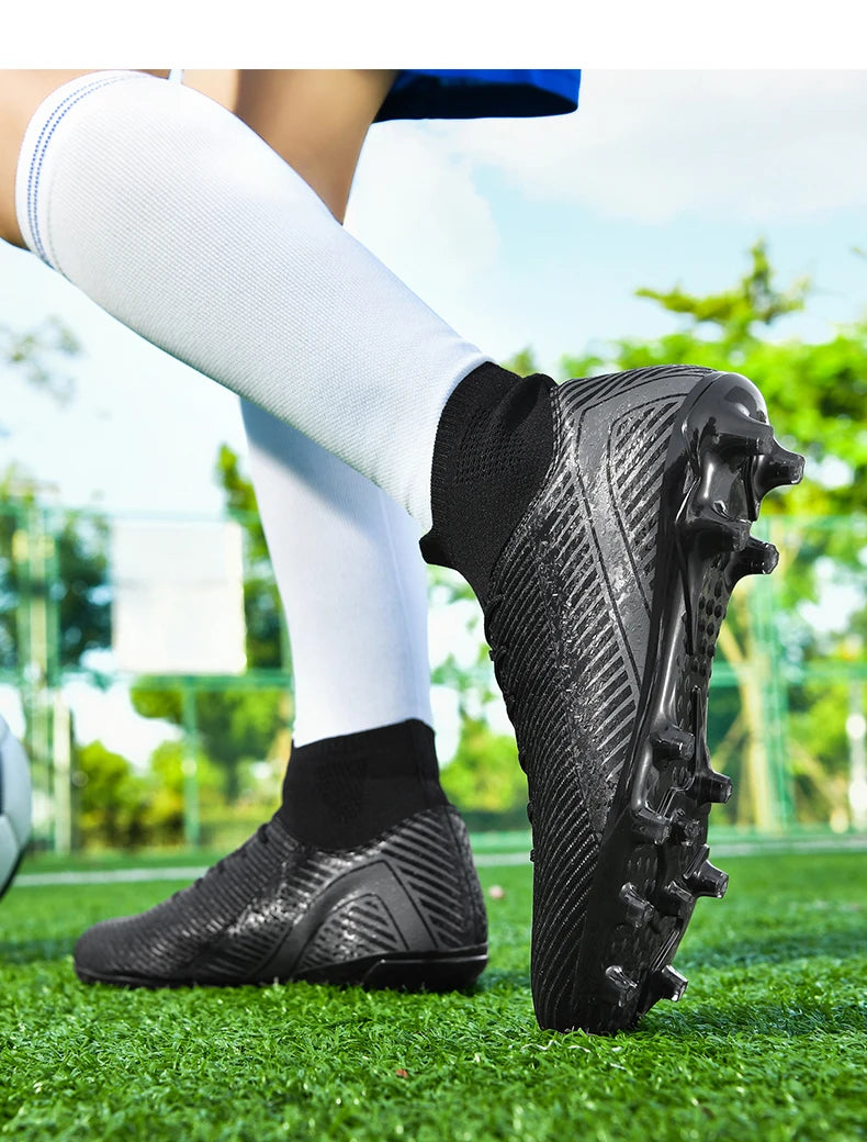 New Men's Professional Soccer Shoes Non-slip Football Boots Unisex Breathable Futsal Sports New Cleats Drop Shipping Ultralight