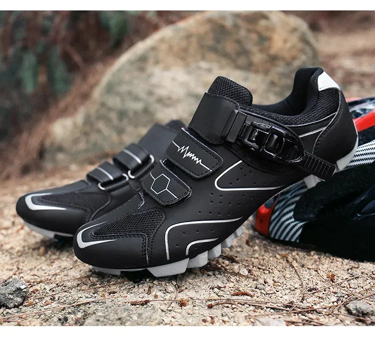 Unisex Hard Sole Cycling Shoes – 4-Season Road Bike Lock Pedal Shoes for MTB Outdoor Sports