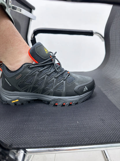 HIKEUP New Arrival Men's Hiking Shoes Breathable Lace Up Trekking Male Cushioning Outdoor Climbing Tourism Sneakers for Men