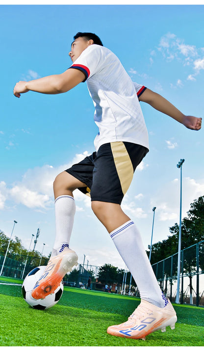 New Men's Soccer Shoes High-Quality Cleats Football Boots Sneakers Hot-Selling Indoor Futsal Non-Slip Match Grass High-Top Outdoor